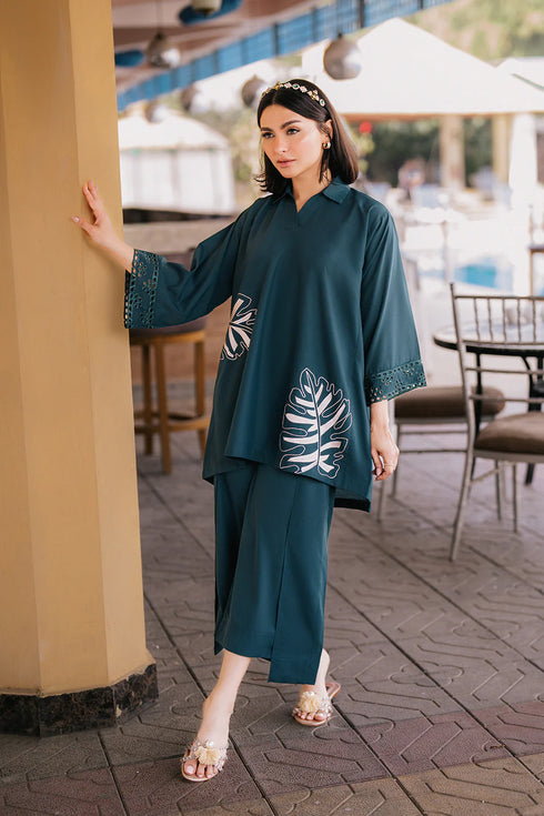 Azure Minty Vibe β Teal Green Designer Set with Fold Flair Trousers